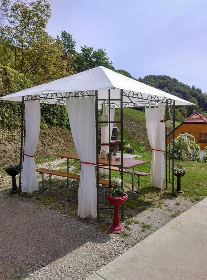 Apartmani Husko Tuheljske Toplice Zewnętrze zdjęcie